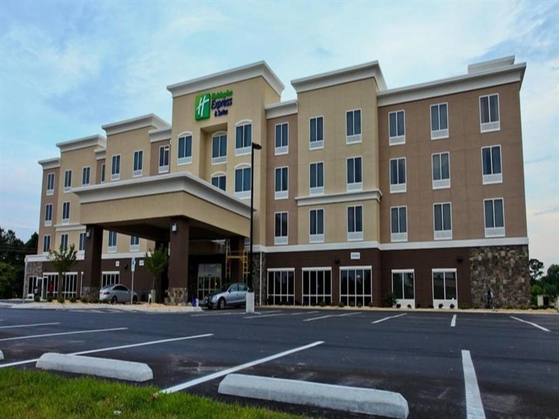 Holiday Inn Express Hotel & Suites Goldsboro - Base Area By Ihg Exterior photo